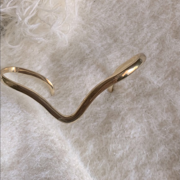 Hand Cuff - Picture 3 of 4